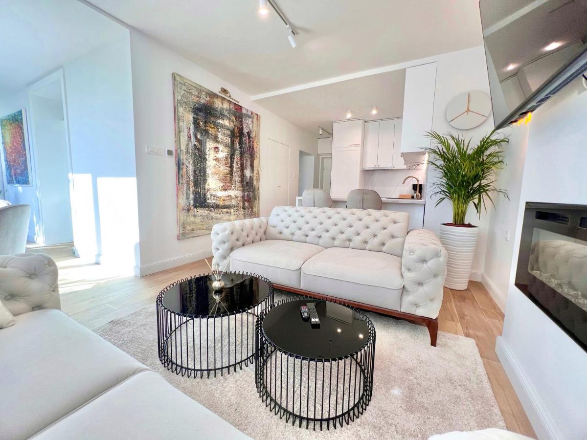 Apartment Velvet - Free Private Garage Ragusa Esterno foto