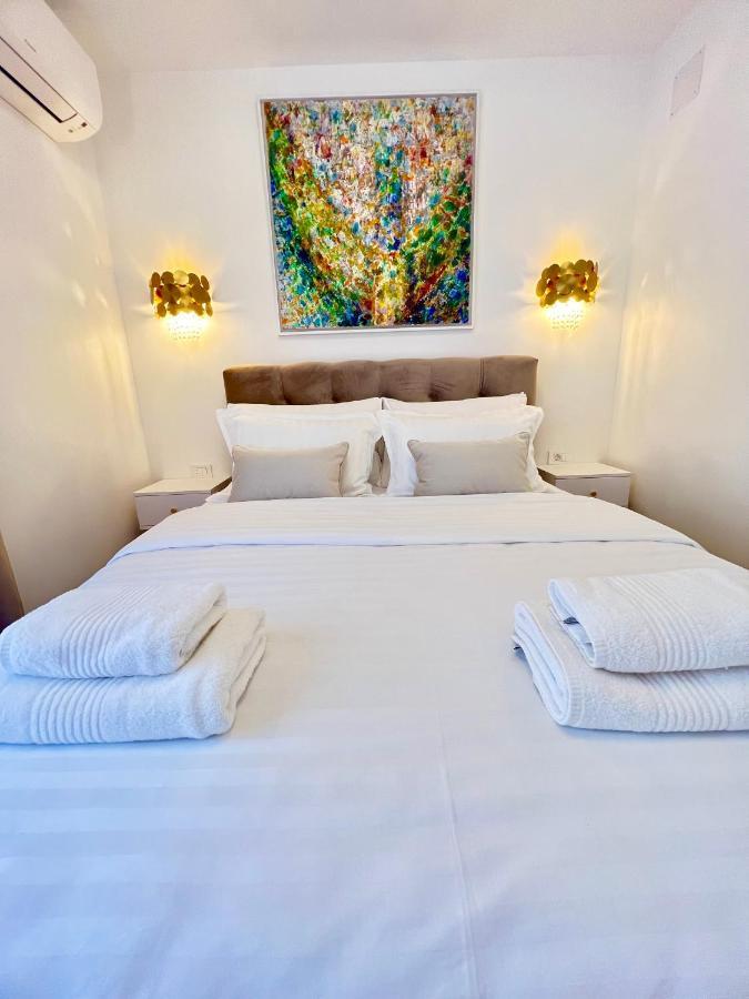 Apartment Velvet - Free Private Garage Ragusa Esterno foto